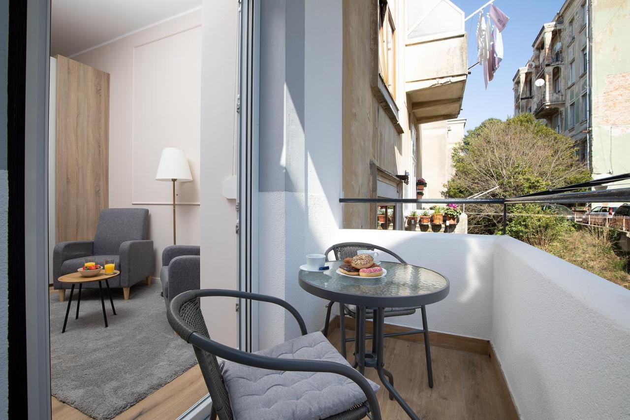 Grand Munz Apartment Пула Екстериор снимка