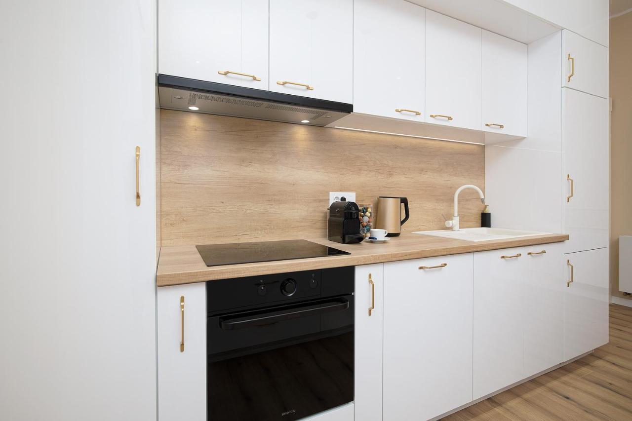 Grand Munz Apartment Пула Екстериор снимка