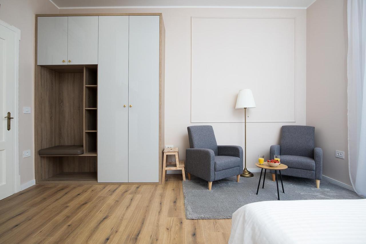 Grand Munz Apartment Пула Екстериор снимка
